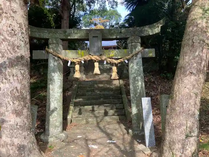 横瀬神社(長崎県)