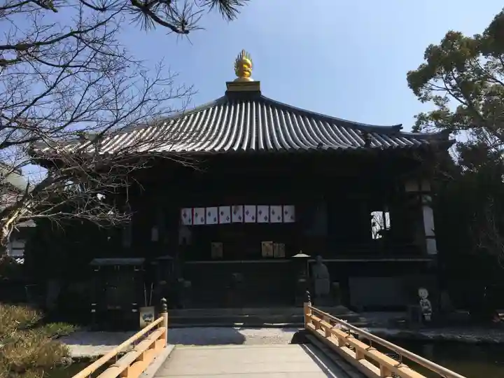 霊山寺の末社・摂社