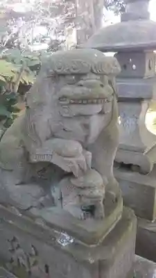 米本神社の狛犬