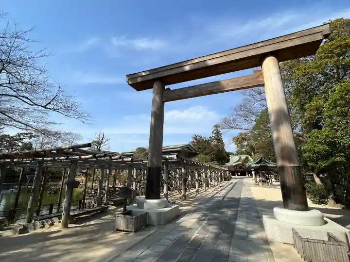 越ヶ谷久伊豆神社の鳥居