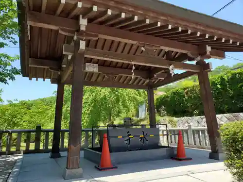 厄除八幡宮　の手水舎