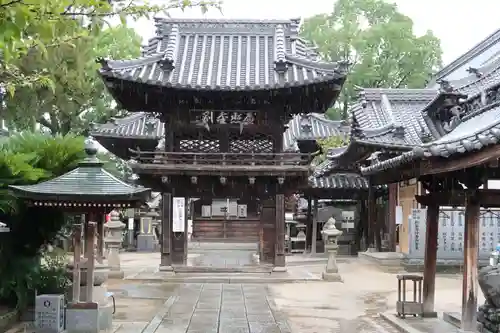 圓明寺の山門