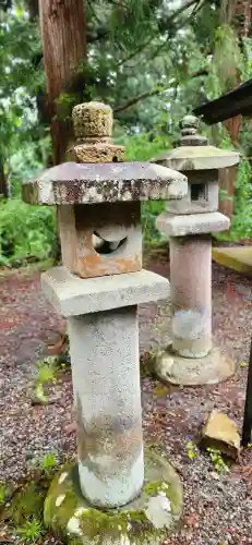 浮嶋稲荷神社の塔