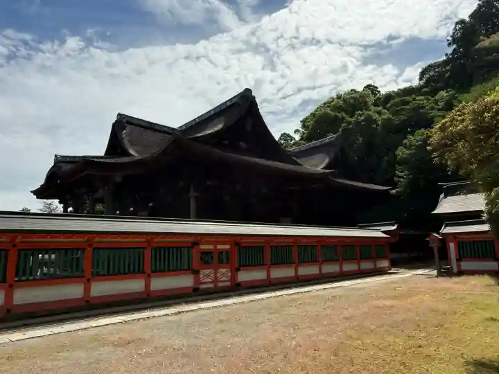 高良大社の{uncategorized: "未分類", other: "その他", undefined: "問題あり", building: "その他建物", grave: "お墓", sacred_gate: "鳥居", guardian: "狛犬", statue: "像", buddha: "仏像", history: "歴史", nature: "自然", garden: "庭園", animal: "動物", pagoda: "塔", temizu: "手水舎", mountain_gate: "山門・神門", sanctuary: "本殿・本堂", subordinate: "末社・摂社", art: "芸術", scenery: "景色", jizo: "地蔵", ema: "絵馬", goshuin: "御朱印", omikuji: "おみくじ", items: "授与品その他", amulet: "お守り", goshuincho: "御朱印帳", eats: "食事", festival: "お祭り", votive_dance: "神楽", shichigosan: "七五三参", wedding: "結婚式", experience: "体験その他", initially: "初詣", around: "周辺", anti_infection: "感染症対策"}