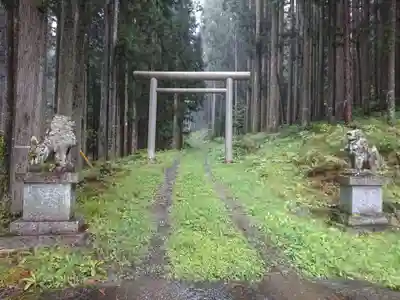 白峯神社の鳥居