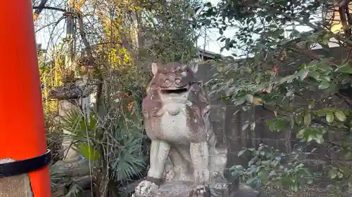 許波多神社（五ケ庄鎮座）の狛犬