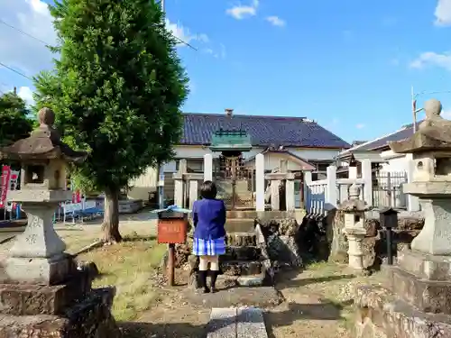 六所神社の本殿