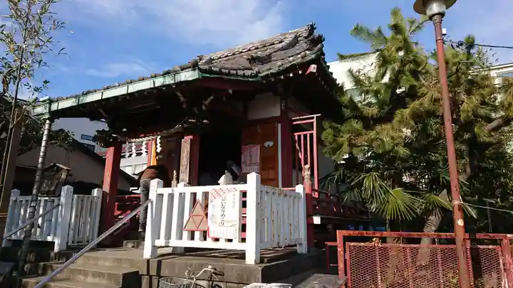 玉川弁財天の本殿・本堂