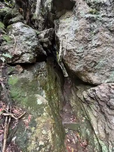 韓竈神社の{uncategorized: "未分類", other: "その他", undefined: "問題あり", building: "その他建物", grave: "お墓", sacred_gate: "鳥居", guardian: "狛犬", statue: "像", buddha: "仏像", history: "歴史", nature: "自然", garden: "庭園", animal: "動物", pagoda: "塔", temizu: "手水舎", mountain_gate: "山門・神門", sanctuary: "本殿・本堂", subordinate: "末社・摂社", art: "芸術", scenery: "景色", jizo: "地蔵", ema: "絵馬", goshuin: "御朱印", omikuji: "おみくじ", items: "授与品その他", amulet: "お守り", goshuincho: "御朱印帳", eats: "食事", festival: "お祭り", votive_dance: "神楽", shichigosan: "七五三参", wedding: "結婚式", experience: "体験その他", initially: "初詣", around: "周辺", anti_infection: "感染症対策"}