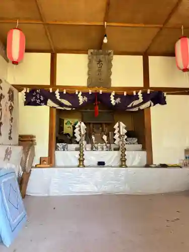 豊原神社の{uncategorized: "未分類", other: "その他", undefined: "問題あり", building: "その他建物", grave: "お墓", sacred_gate: "鳥居", guardian: "狛犬", statue: "像", buddha: "仏像", history: "歴史", nature: "自然", garden: "庭園", animal: "動物", pagoda: "塔", temizu: "手水舎", mountain_gate: "山門・神門", sanctuary: "本殿・本堂", subordinate: "末社・摂社", art: "芸術", scenery: "景色", jizo: "地蔵", ema: "絵馬", goshuin: "御朱印", omikuji: "おみくじ", items: "授与品その他", amulet: "お守り", goshuincho: "御朱印帳", eats: "食事", festival: "お祭り", votive_dance: "神楽", shichigosan: "七五三参", wedding: "結婚式", experience: "体験その他", initially: "初詣", around: "周辺", anti_infection: "感染症対策"}