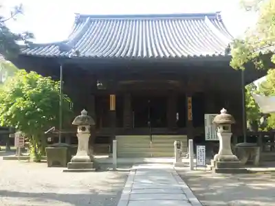 斑鳩寺の本殿・本堂