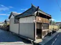 弘法井戸の{uncategorized: "未分類", other: "その他", undefined: "問題あり", building: "その他建物", grave: "お墓", sacred_gate: "鳥居", guardian: "狛犬", statue: "像", buddha: "仏像", history: "歴史", nature: "自然", garden: "庭園", animal: "動物", pagoda: "塔", temizu: "手水舎", mountain_gate: "山門・神門", sanctuary: "本殿・本堂", subordinate: "末社・摂社", art: "芸術", scenery: "景色", jizo: "地蔵", ema: "絵馬", goshuin: "御朱印", omikuji: "おみくじ", items: "授与品その他", amulet: "お守り", goshuincho: "御朱印帳", eats: "食事", festival: "お祭り", votive_dance: "神楽", shichigosan: "七五三参", wedding: "結婚式", experience: "体験その他", initially: "初詣", around: "周辺", anti_infection: "感染症対策"}