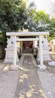 滝野川八幡神社の鳥居