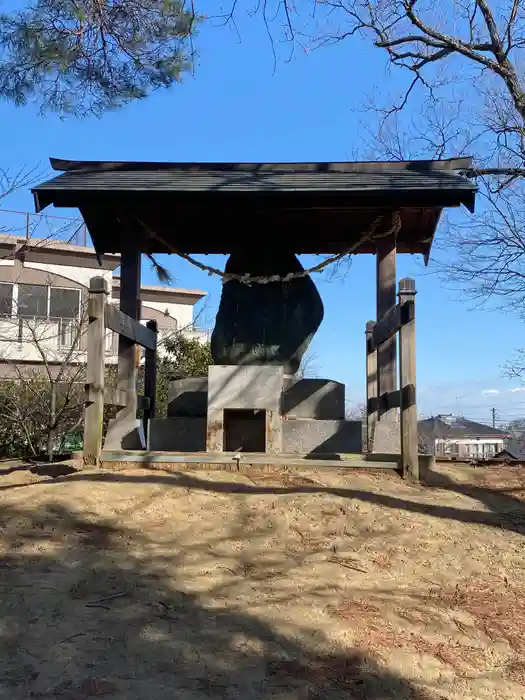 東大輪浅間神社の建物その他