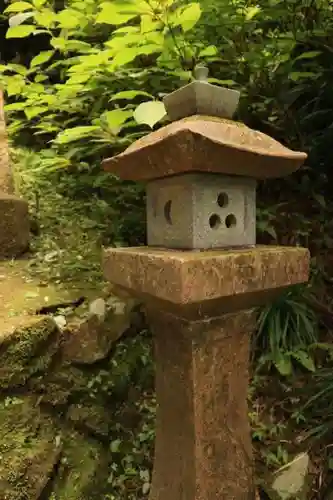 御岩神社の建物その他