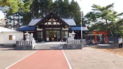 厚真神社の本殿・本堂