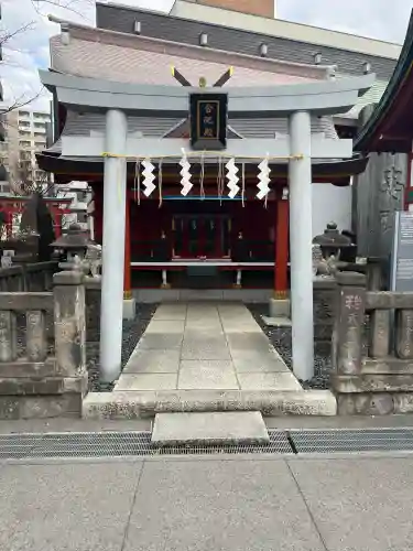 神田神社（神田明神）の{uncategorized: "未分類", other: "その他", undefined: "問題あり", building: "その他建物", grave: "お墓", sacred_gate: "鳥居", guardian: "狛犬", statue: "像", buddha: "仏像", history: "歴史", nature: "自然", garden: "庭園", animal: "動物", pagoda: "塔", temizu: "手水舎", mountain_gate: "山門・神門", sanctuary: "本殿・本堂", subordinate: "末社・摂社", art: "芸術", scenery: "景色", jizo: "地蔵", ema: "絵馬", goshuin: "御朱印", omikuji: "おみくじ", items: "授与品その他", amulet: "お守り", goshuincho: "御朱印帳", eats: "食事", festival: "お祭り", votive_dance: "神楽", shichigosan: "七五三参", wedding: "結婚式", experience: "体験その他", initially: "初詣", around: "周辺", anti_infection: "感染症対策"}