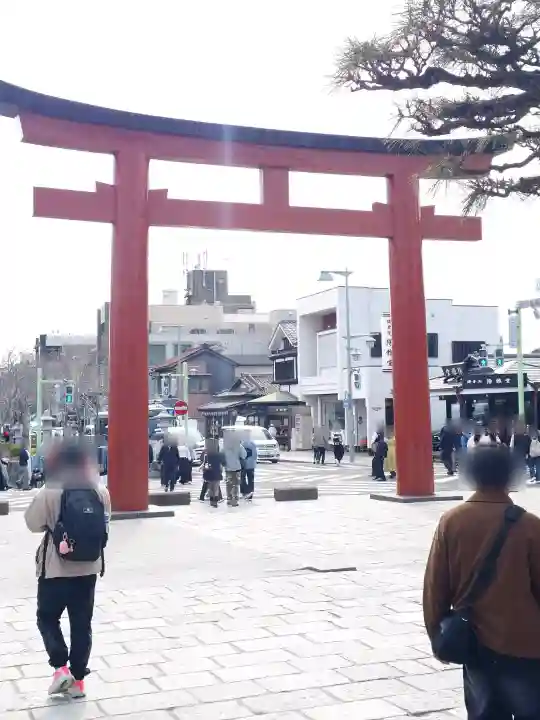 鶴岡八幡宮の{uncategorized: "未分類", other: "その他", undefined: "問題あり", building: "その他建物", grave: "お墓", sacred_gate: "鳥居", guardian: "狛犬", statue: "像", buddha: "仏像", history: "歴史", nature: "自然", garden: "庭園", animal: "動物", pagoda: "塔", temizu: "手水舎", mountain_gate: "山門・神門", sanctuary: "本殿・本堂", subordinate: "末社・摂社", art: "芸術", scenery: "景色", jizo: "地蔵", ema: "絵馬", goshuin: "御朱印", omikuji: "おみくじ", items: "授与品その他", amulet: "お守り", goshuincho: "御朱印帳", eats: "食事", festival: "お祭り", votive_dance: "神楽", shichigosan: "七五三参", wedding: "結婚式", experience: "体験その他", initially: "初詣", around: "周辺", anti_infection: "感染症対策"}