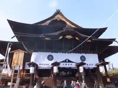 善光寺の本殿・本堂
