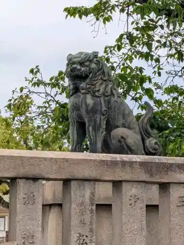 難波大社　生國魂神社の{uncategorized: "未分類", other: "その他", undefined: "問題あり", building: "その他建物", grave: "お墓", sacred_gate: "鳥居", guardian: "狛犬", statue: "像", buddha: "仏像", history: "歴史", nature: "自然", garden: "庭園", animal: "動物", pagoda: "塔", temizu: "手水舎", mountain_gate: "山門・神門", sanctuary: "本殿・本堂", subordinate: "末社・摂社", art: "芸術", scenery: "景色", jizo: "地蔵", ema: "絵馬", goshuin: "御朱印", omikuji: "おみくじ", items: "授与品その他", amulet: "お守り", goshuincho: "御朱印帳", eats: "食事", festival: "お祭り", votive_dance: "神楽", shichigosan: "七五三参", wedding: "結婚式", experience: "体験その他", initially: "初詣", around: "周辺", anti_infection: "感染症対策"}