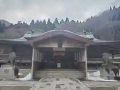 函館八幡宮の本殿