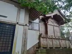 母智丘神社の本殿