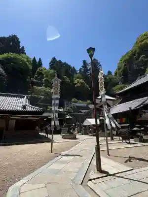 宝山寺の{uncategorized: "未分類", other: "その他", undefined: "問題あり", building: "その他建物", grave: "お墓", sacred_gate: "鳥居", guardian: "狛犬", statue: "像", buddha: "仏像", history: "歴史", nature: "自然", garden: "庭園", animal: "動物", pagoda: "塔", temizu: "手水舎", mountain_gate: "山門・神門", sanctuary: "本殿・本堂", subordinate: "末社・摂社", art: "芸術", scenery: "景色", jizo: "地蔵", ema: "絵馬", goshuin: "御朱印", omikuji: "おみくじ", items: "授与品その他", amulet: "お守り", goshuincho: "御朱印帳", eats: "食事", festival: "お祭り", votive_dance: "神楽", shichigosan: "七五三参", wedding: "結婚式", experience: "体験その他", initially: "初詣", around: "周辺", anti_infection: "感染症対策"}