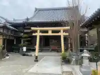 春日寺の{uncategorized: "未分類", other: "その他", undefined: "問題あり", building: "その他建物", grave: "お墓", sacred_gate: "鳥居", guardian: "狛犬", statue: "像", buddha: "仏像", history: "歴史", nature: "自然", garden: "庭園", animal: "動物", pagoda: "塔", temizu: "手水舎", mountain_gate: "山門・神門", sanctuary: "本殿・本堂", subordinate: "末社・摂社", art: "芸術", scenery: "景色", jizo: "地蔵", ema: "絵馬", goshuin: "御朱印", omikuji: "おみくじ", items: "授与品その他", amulet: "お守り", goshuincho: "御朱印帳", eats: "食事", festival: "お祭り", votive_dance: "神楽", shichigosan: "七五三参", wedding: "結婚式", experience: "体験その他", initially: "初詣", around: "周辺", anti_infection: "感染症対策"}
