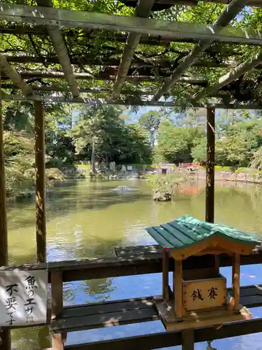 越ヶ谷久伊豆神社の庭園