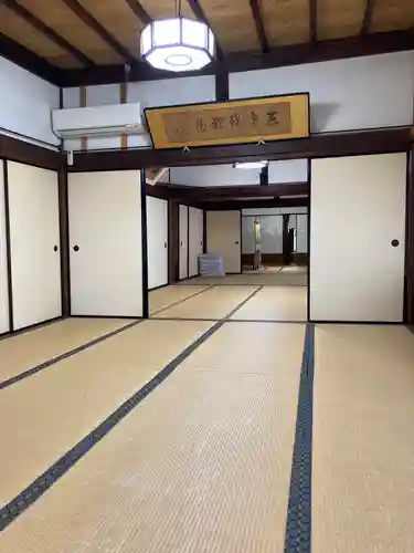 威徳院の本殿・本堂