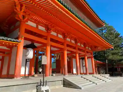 平安神宮の山門・神門