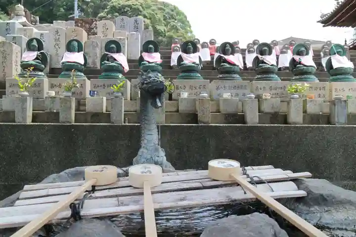 禅林寺の手水舎