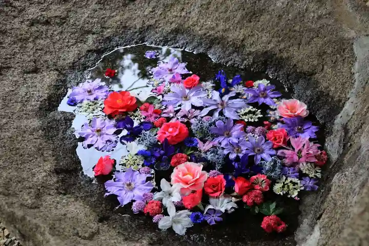 田村神社の手水舎
