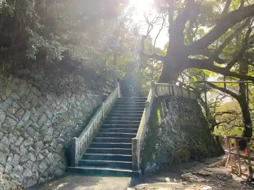 千光寺の{uncategorized: "未分類", other: "その他", undefined: "問題あり", building: "その他建物", grave: "お墓", sacred_gate: "鳥居", guardian: "狛犬", statue: "像", buddha: "仏像", history: "歴史", nature: "自然", garden: "庭園", animal: "動物", pagoda: "塔", temizu: "手水舎", mountain_gate: "山門・神門", sanctuary: "本殿・本堂", subordinate: "末社・摂社", art: "芸術", scenery: "景色", jizo: "地蔵", ema: "絵馬", goshuin: "御朱印", omikuji: "おみくじ", items: "授与品その他", amulet: "お守り", goshuincho: "御朱印帳", eats: "食事", festival: "お祭り", votive_dance: "神楽", shichigosan: "七五三参", wedding: "結婚式", experience: "体験その他", initially: "初詣", around: "周辺", anti_infection: "感染症対策"}