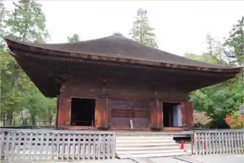 願成寺の本殿・本堂