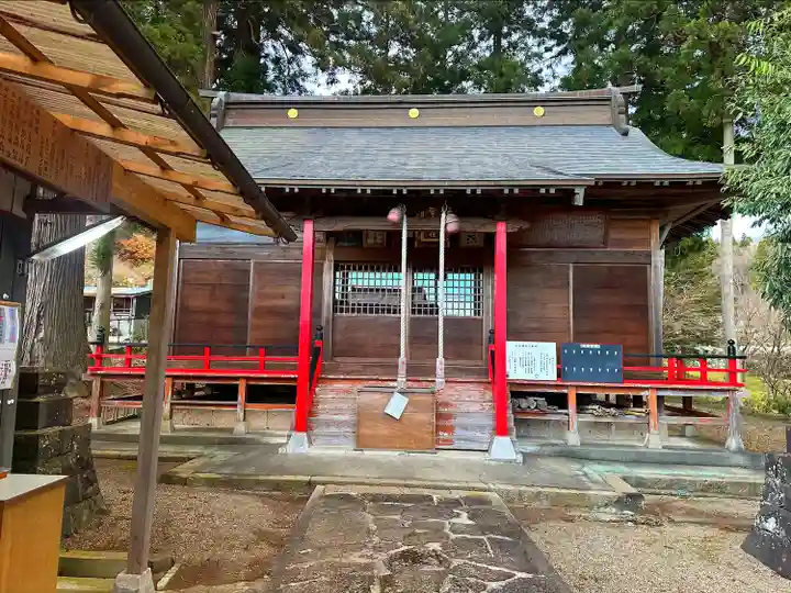 菅生神社の本殿・本堂