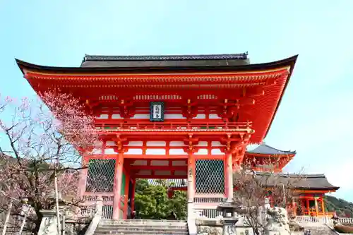 清水寺の山門・神門
