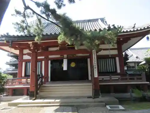 本光寺の本殿・本堂