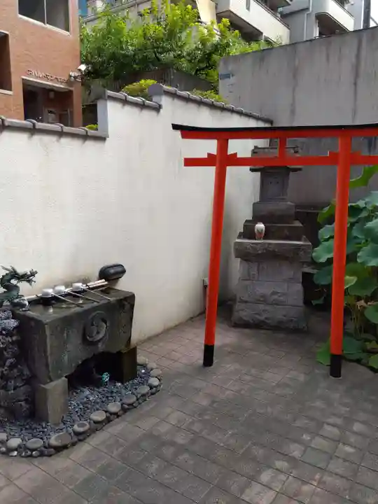 不動院の末社・摂社