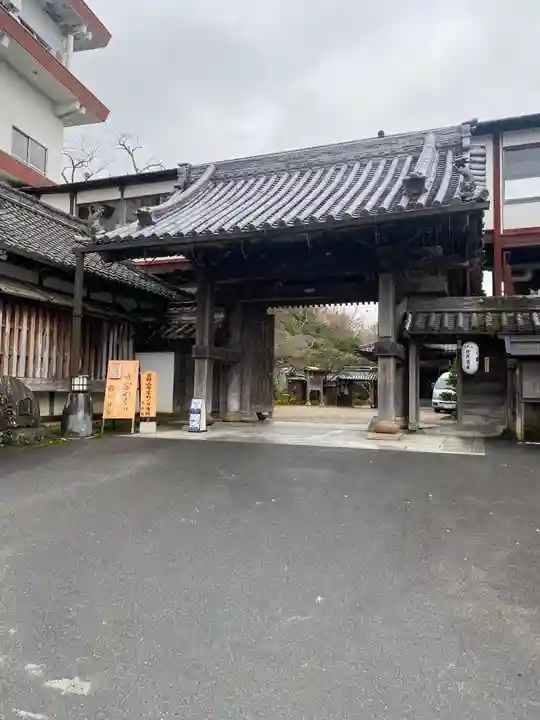竹林院の山門・神門