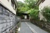 蓮華寺(洛北蓮華寺)の山門・神門