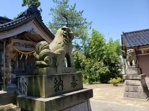 本保神社の狛犬