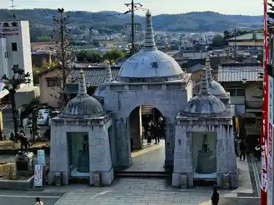 最上稲荷山妙教寺(岡山県)