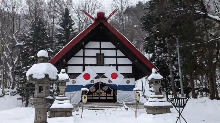 定山渓神社の本殿・本堂