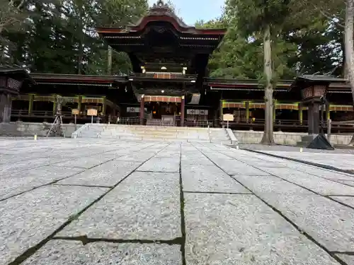 諏訪大社下社秋宮(長野県)