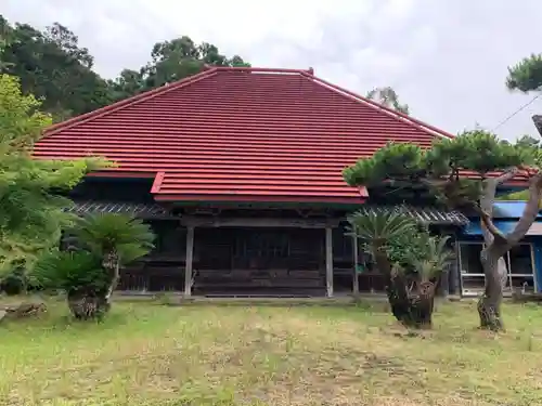 東勝寺の本殿・本堂