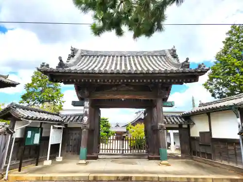 龍門寺の山門