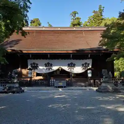 多田神社の本殿・本堂