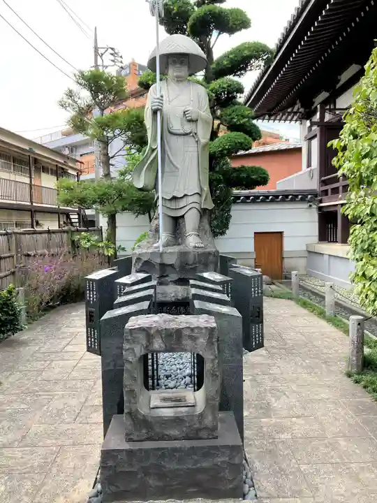 寳泉寺(東京都)