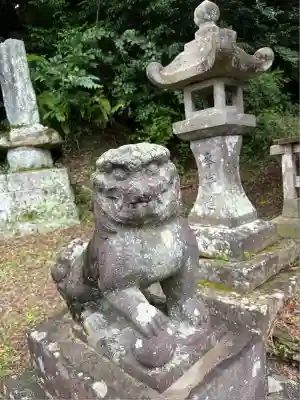 高樹神社の狛犬